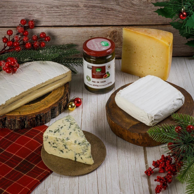 Kit Natal à Mesa — Queijos Especiais e Figo em Calda