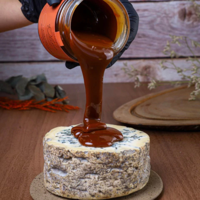 Gorgonzola Duplo Creme com Doce de Leite Artesanal
